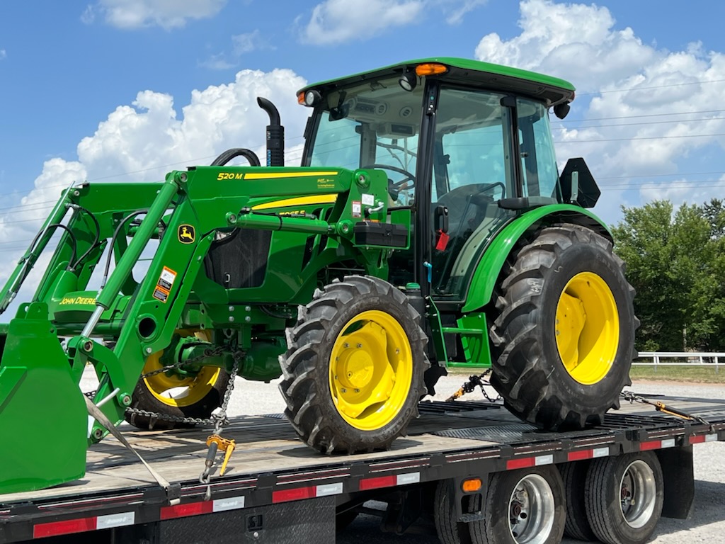 How-to-Transport-a-Tractor-Safely-and-Efficiently.jpg